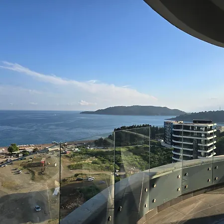 Skyline Premium Residences *