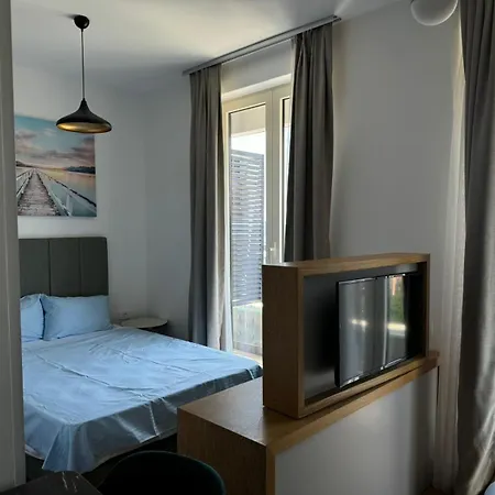 Apartment Skyline Premium Residences *