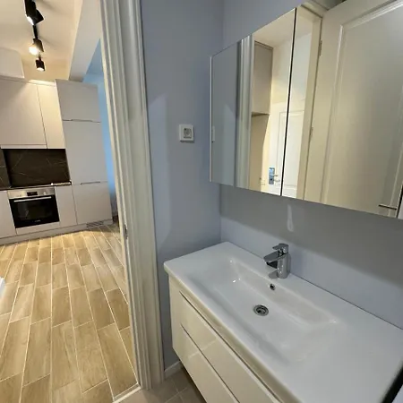 Skyline Premium Residences Apartment