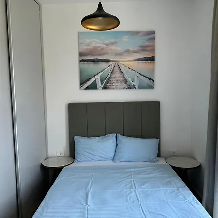 Apartment Skyline Premium Residences *